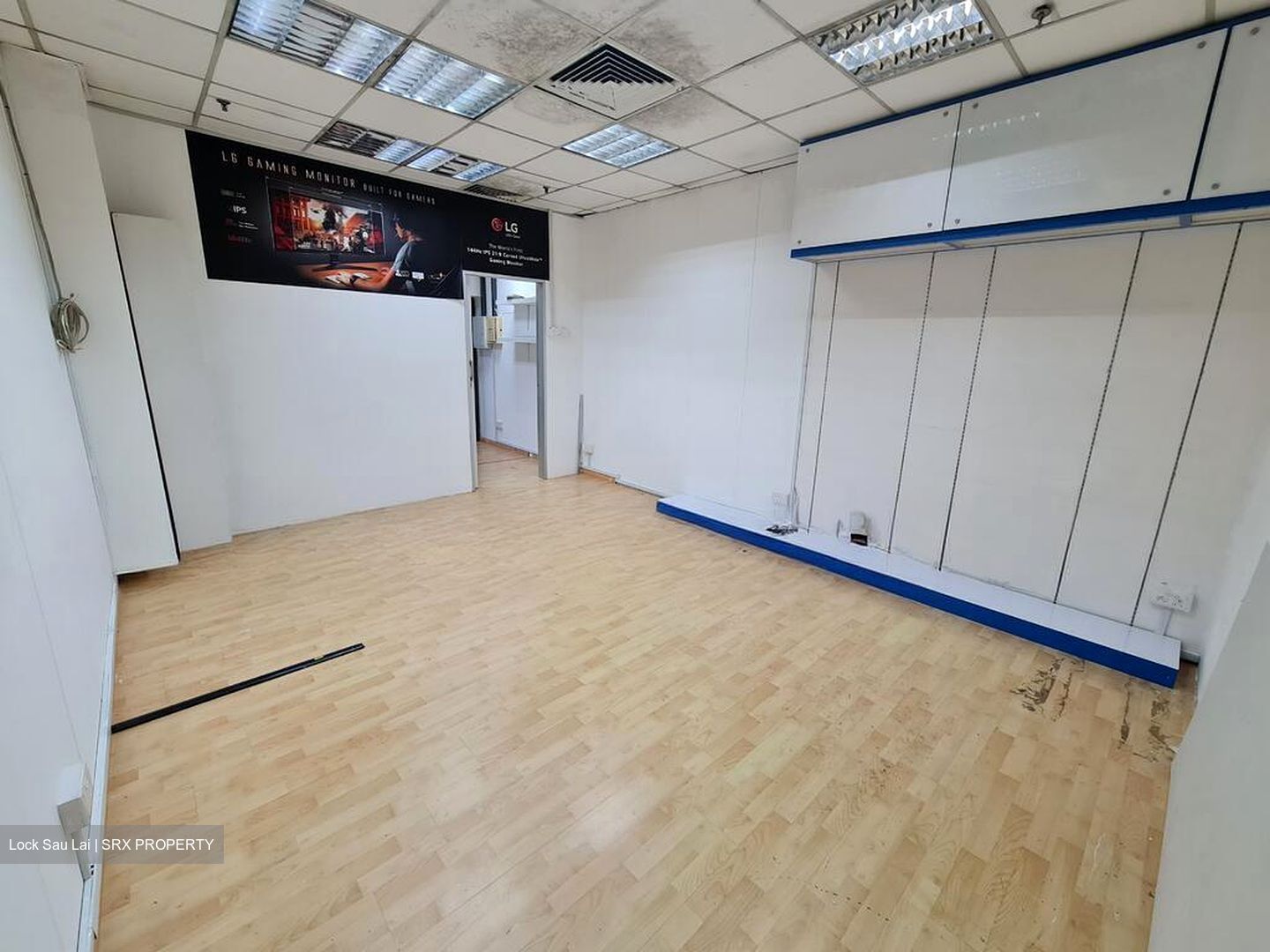Sim Lim Square (D7), Shop House #497055881